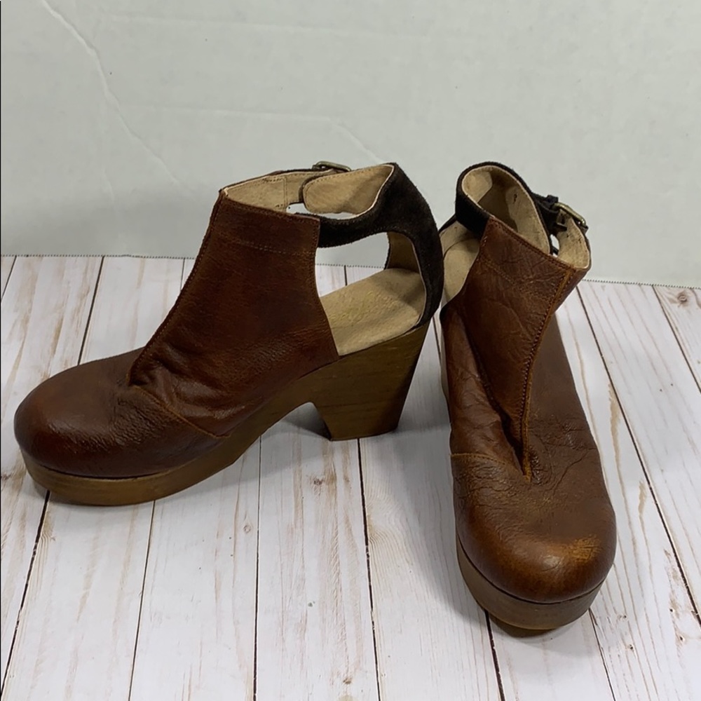 Free People open side wood clogs size 41